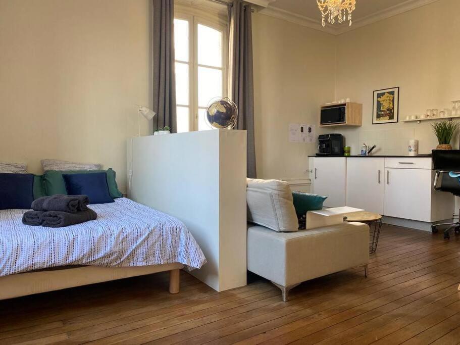 Appartamento #Le Maitre Du Navire - Grand Studio - Hyper Centre Brive-la-Gaillarde Esterno foto